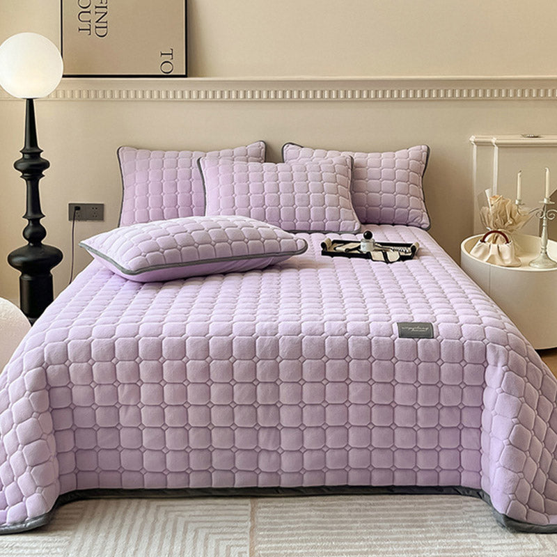 Plaid élégant et doux, texture carrée moderne, idéal pour la décoration de la maison.