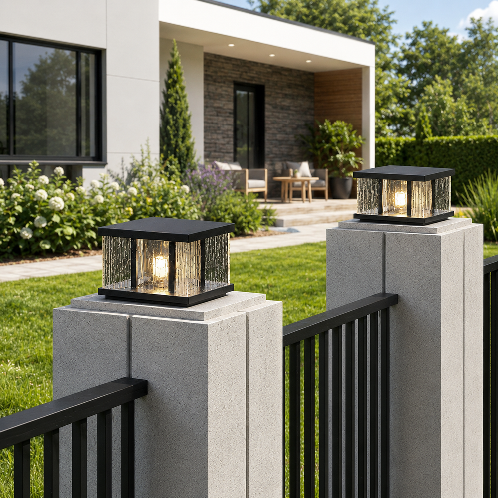Luminaire extérieur moderne, lampe de pilier design pour éclairage de jardin et allée.