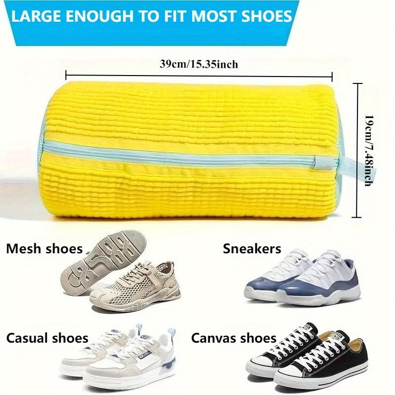 Accessoire de nettoyage robuste: sac en maille pour laver et protéger chaussures & sneakers.