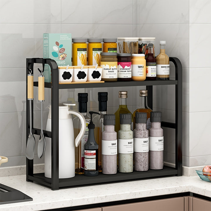 Accessoire de cuisine essentiel: étagère à épices en acier inoxydable pour un rangement impeccable et durable.