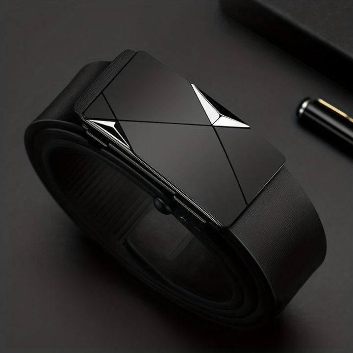 Idée cadeau homme: ceinture durable en cuir véritable noir, boucle automatique. Un accessoire mode intemporel.