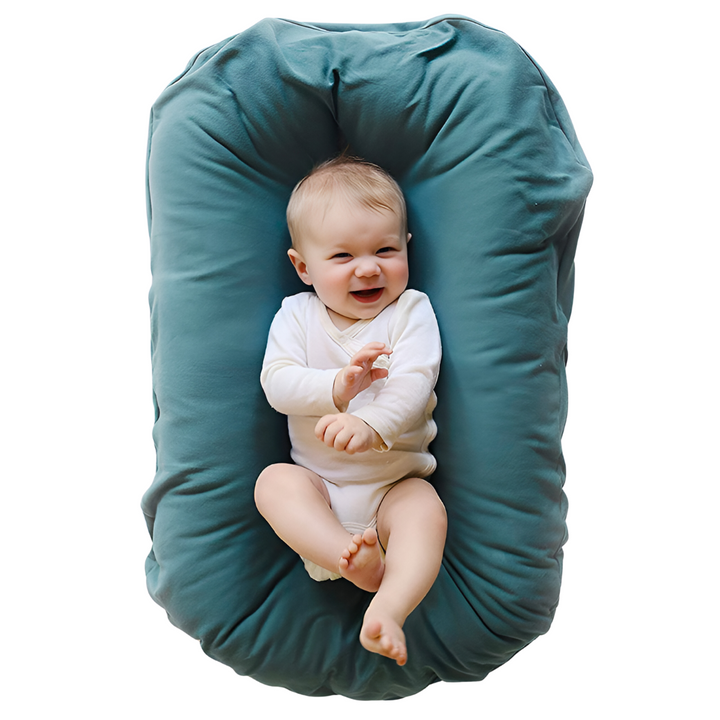 Nid de bébé en coton doux pour un sommeil sécurisé et reposant du nouveau-né.