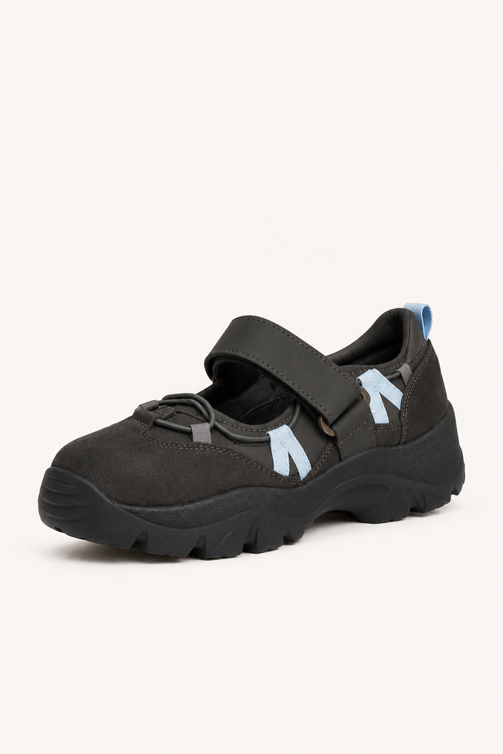 Ballerines sport femme mode, légères, avec bride réglable, confortables pour activités estivales.