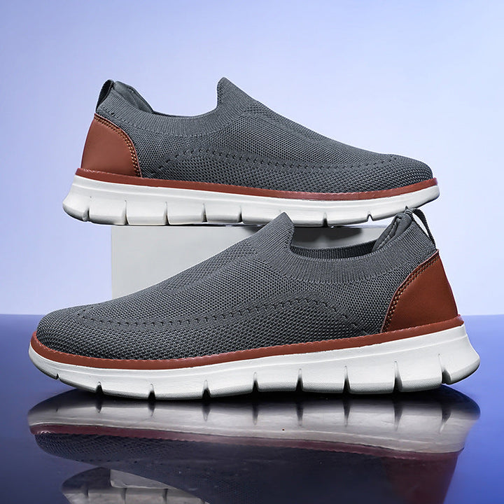Sneakers homme légères et confortables à enfiler, parfaites pour la mode masculine casual et les pieds frais tout le jour.
