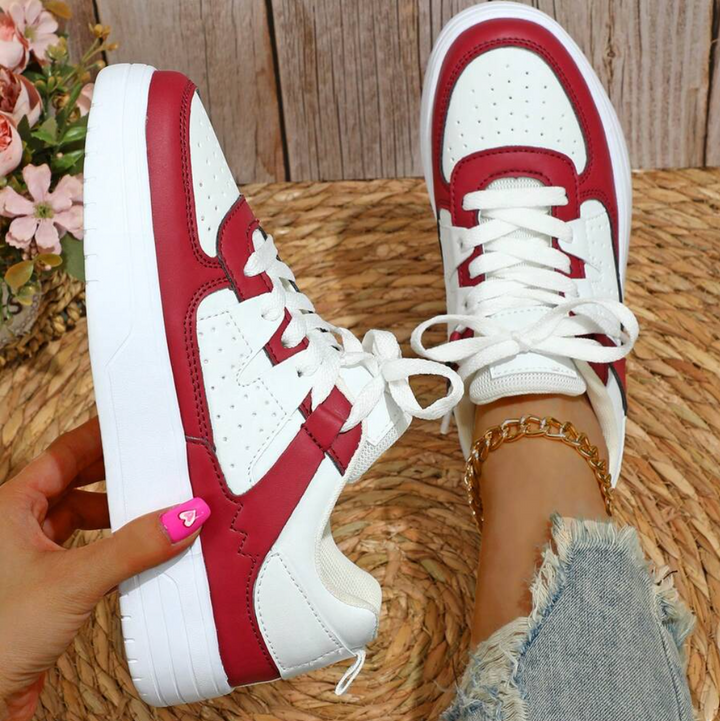Chaussures femme printemps-été: baskets imprimées tendance, semelle confort pour le quotidien.