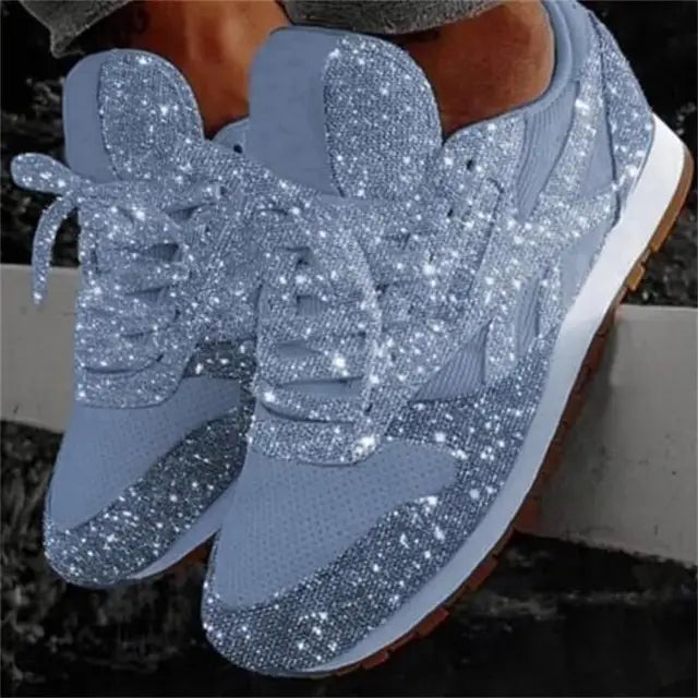 Baskets noires à paillettes pour femme, chaussures mode polyvalentes alliant confort et élégance pour toutes occasions.
