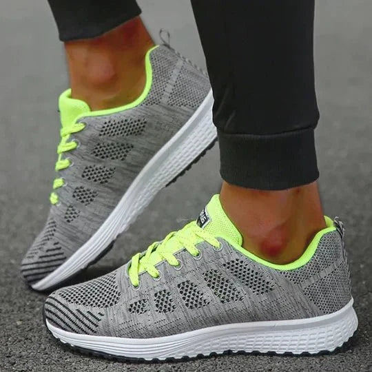 Support de voûte plantaire baskets femmes orthopédiques, essentiel pour réduire la douleur au pied quotidien.