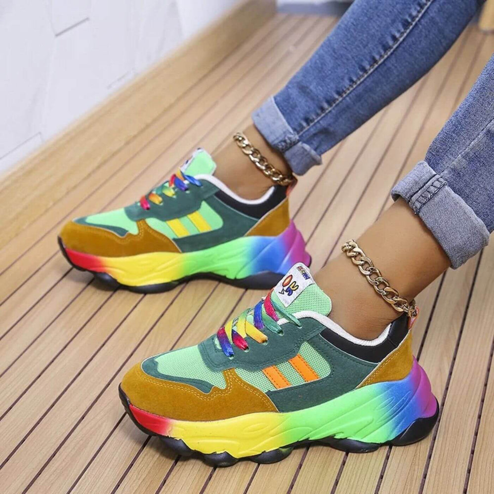 Sneakers femme vertes respirantes, support orthopédique pour un confort accru et des activités sportives.