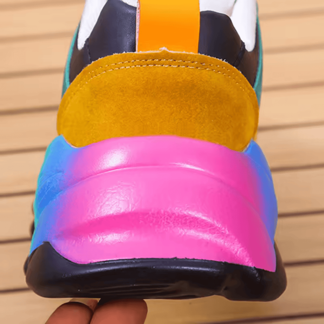 Sneakers femme ergonomiques, vertes ou noires, garantissant un confort et un support orthopédique quotidiens.