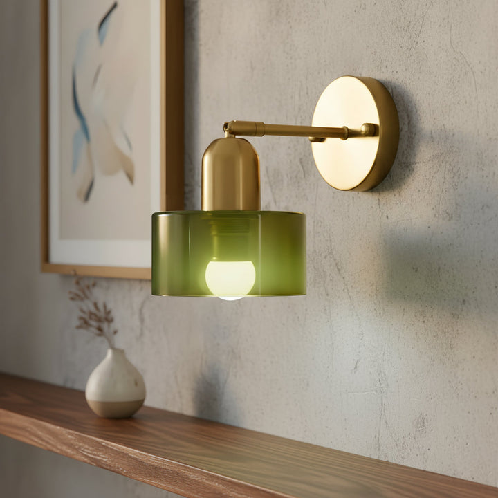 Luminaire applique Bauhaus en verre coloré, design moderne, éclairage d'ambiance pour décoration murale intérieure.