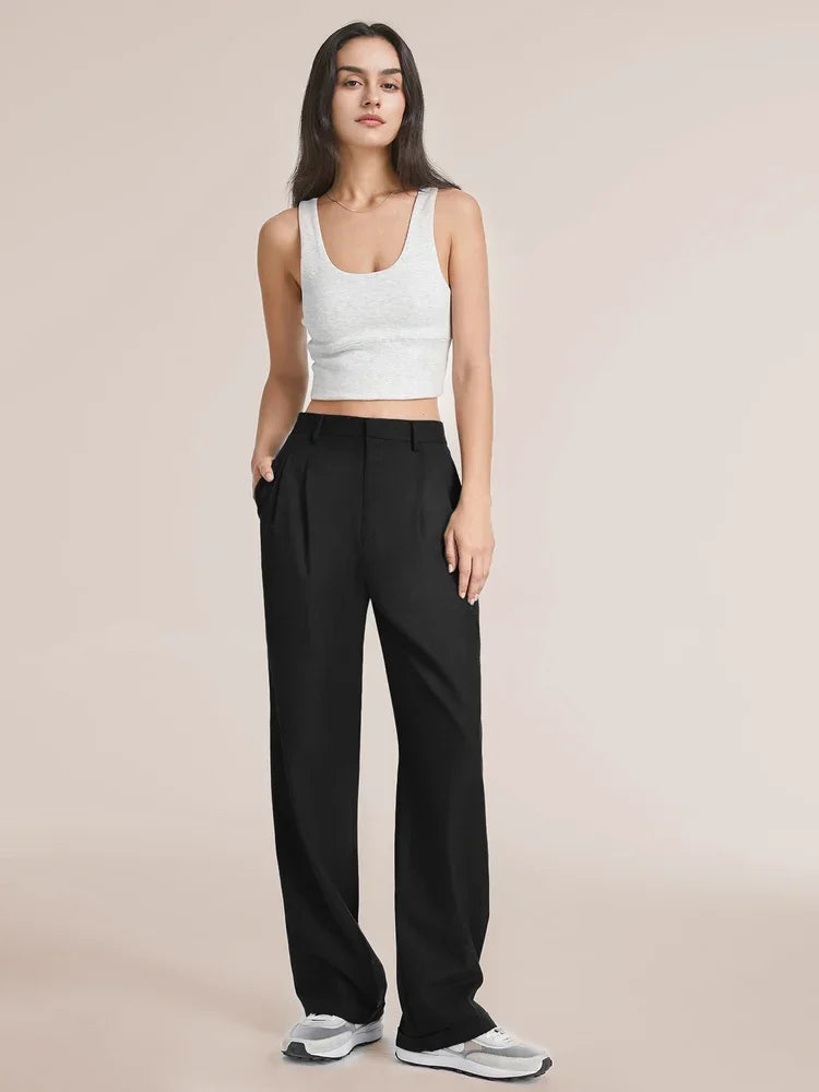Pantalon femme confortable et stylé, taille haute, jambe large. Idéal pour mode féminine, chic décontracté, polyvalent.