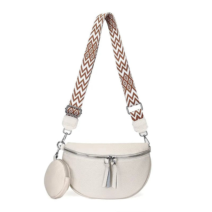 Sac banane tendance femme, en cuir de qualité, parfait pour un look décontracté chic au quotidien.