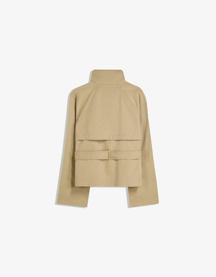Trench femme court, veste chic urbaine, double boutonnage, parfait pour un look élégant au printemps.