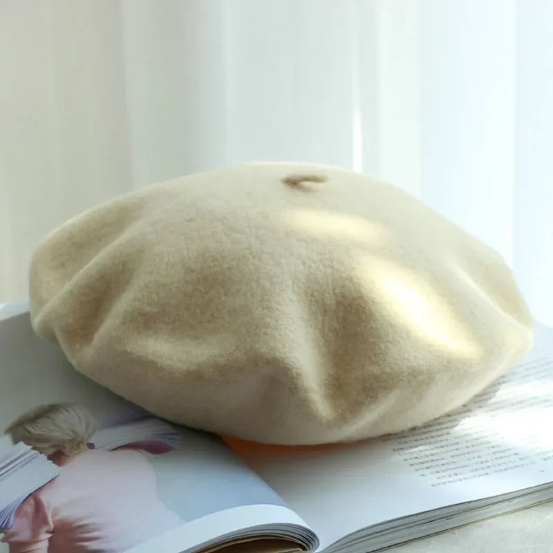 Chapeau d'hiver unisexe chaud, accessoire mode indispensable. Idéal pour rester au chaud avec style.