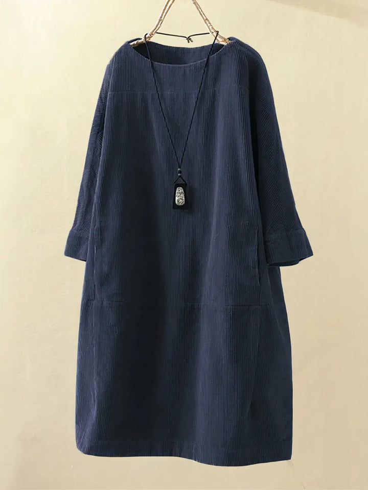 Tunique Lyla confortable pour femme, idéale en hiver, alliant mode féminine et chic sans effort.
