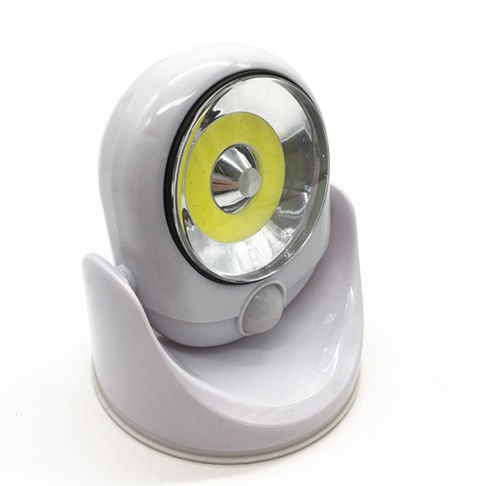 Éclairage de sécurité LED autonome avec capteur de mouvement pour maison et jardin. Sans fil et fiable.
