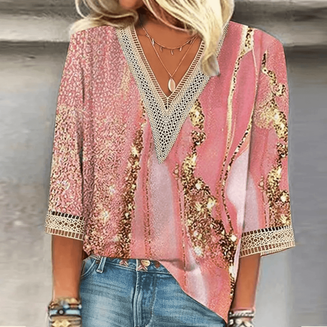 Blouse femme marron col V, moderne et confortable, idéale pour printemps/été, bureau ou look chic décontracté.