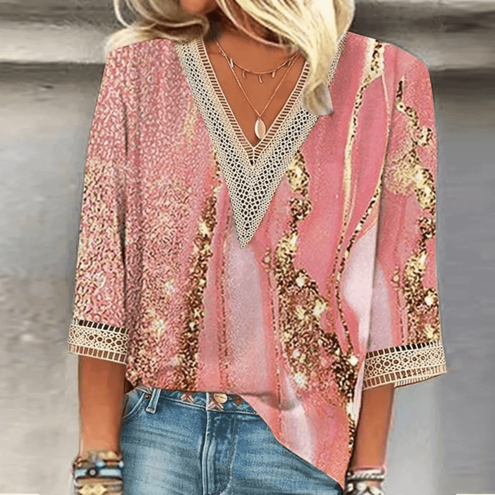 Blouse femme marron col V, moderne et confortable, idéale pour printemps/été, bureau ou look chic décontracté.