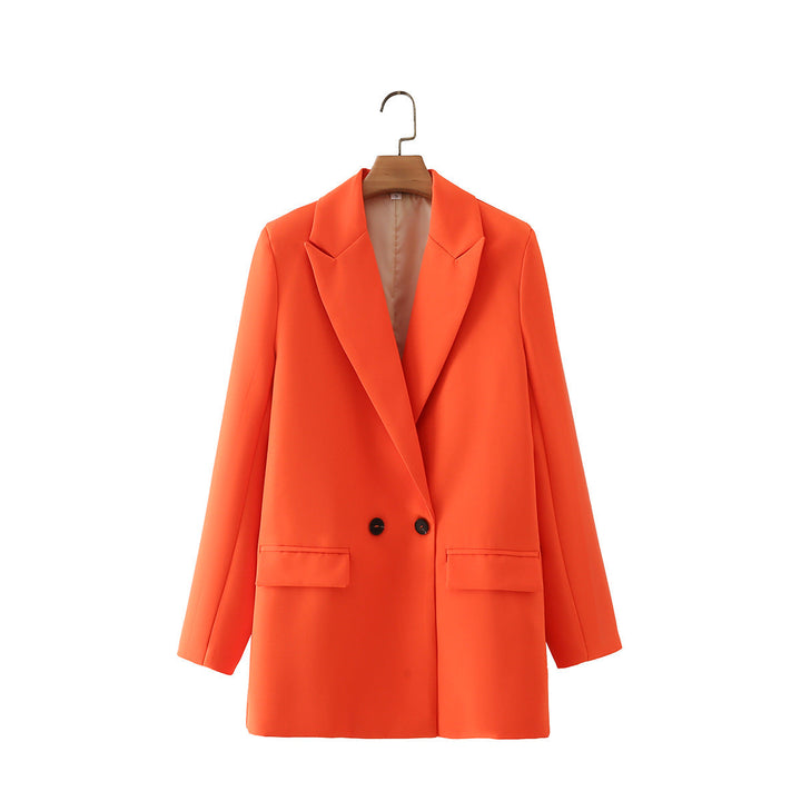 Blazer chic femme, coupe droite et double boutonnage, un incontournable mode femme.
