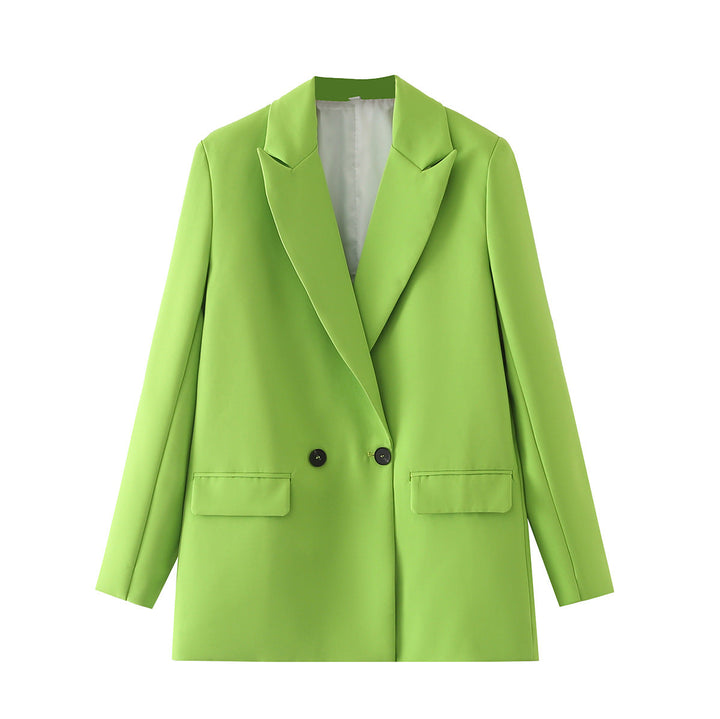 Veste croisée femme, coupe droite, double boutonnage, pour un style chic et intemporel.