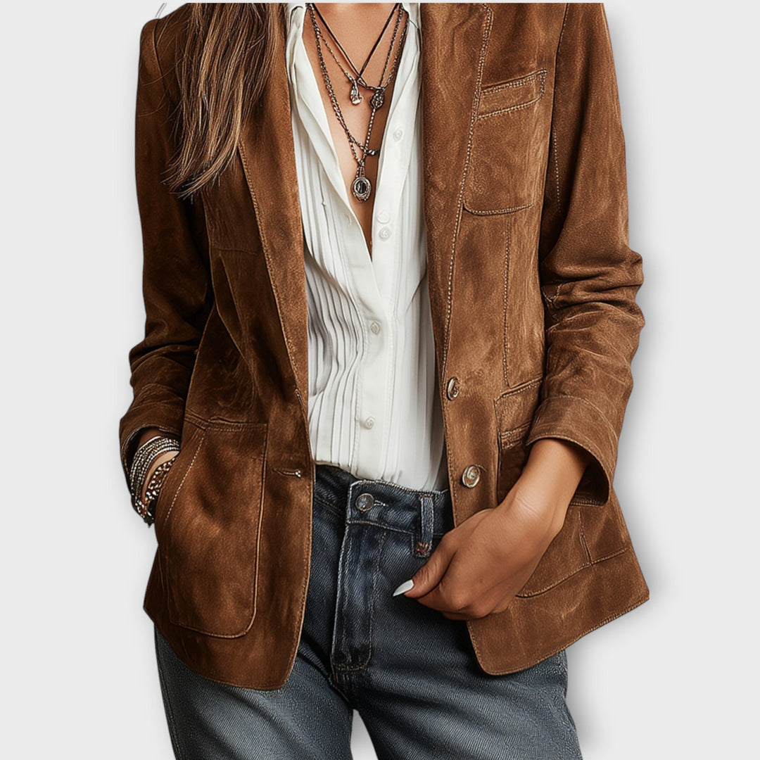 Veste blazer femme vintage polyvalente, avec coupe ajustée. Idéale pour le bureau ou un look mode élégant.