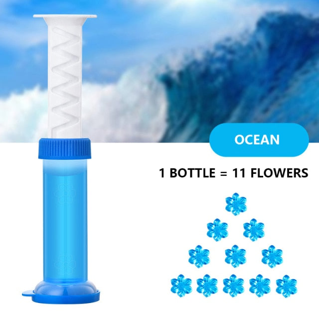 Toilettes étincelantes après utilisation du nettoyant WC. Hygiène profonde, sans odeurs et parfum durable pour la maison.