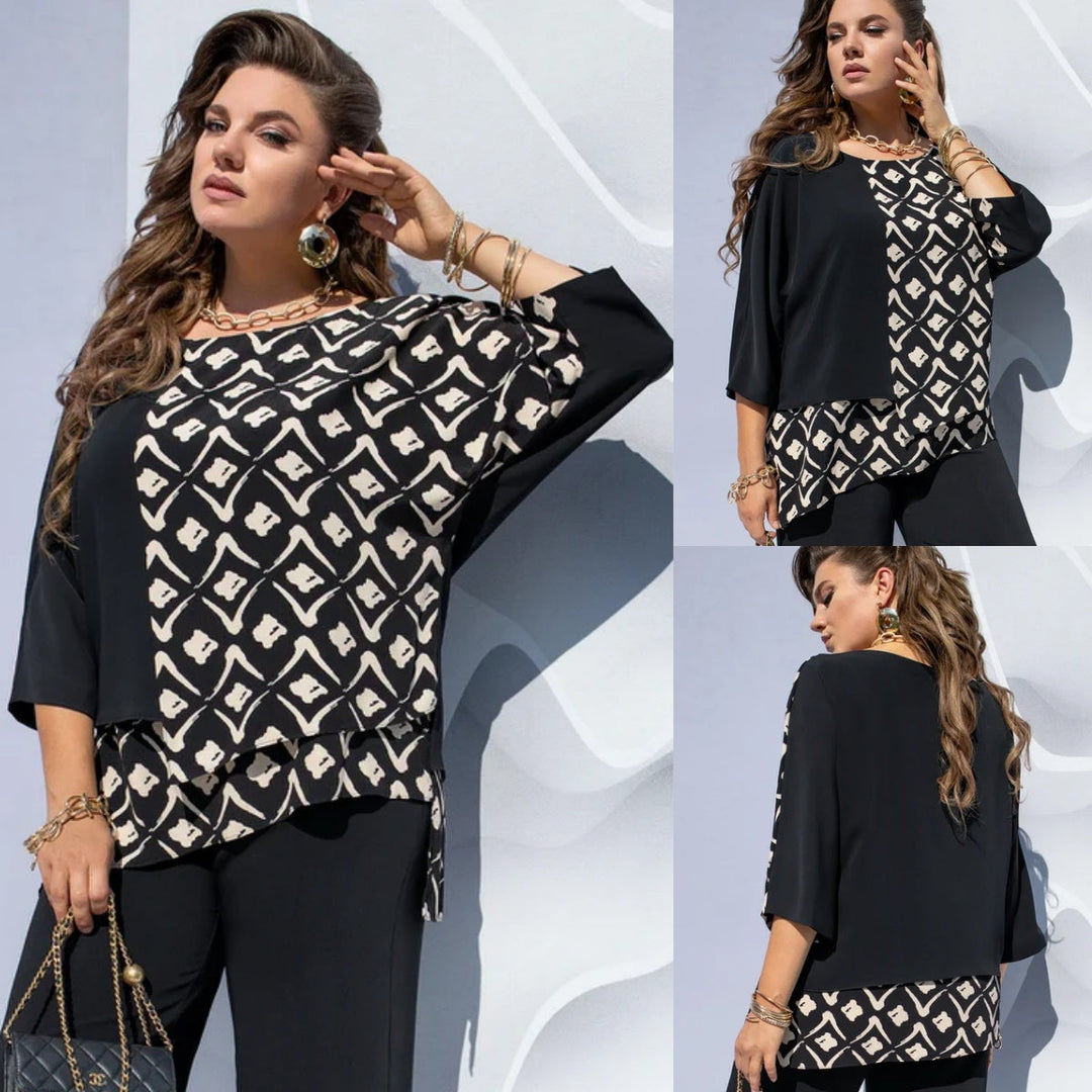 Blouse femme à imprimé graphique dynamique, style superposé et manches 3/4. Tenue décontractée chic et tendance.