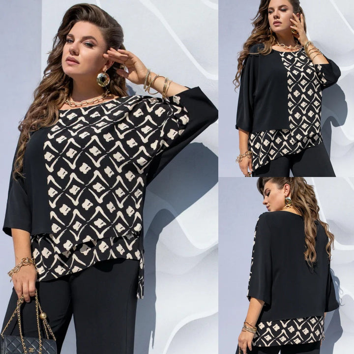 Blouse femme à imprimé graphique dynamique, style superposé et manches 3/4. Tenue décontractée chic et tendance.
