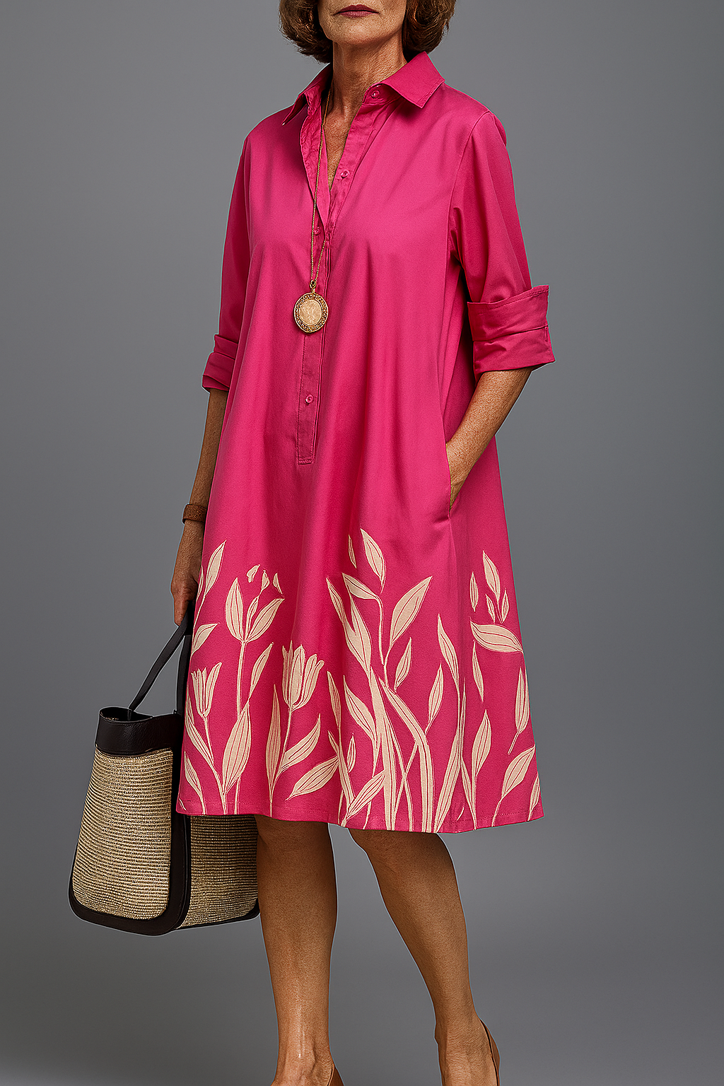 Robe midi rose pour femme, alliant confort et élégance. Idéale pour un look chic décontracté. Vêtement féminin.
