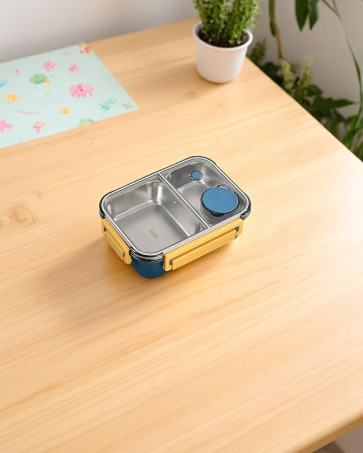 Conteneur alimentaire isolé et réutilisable, parfait pour un repas équilibré partout.