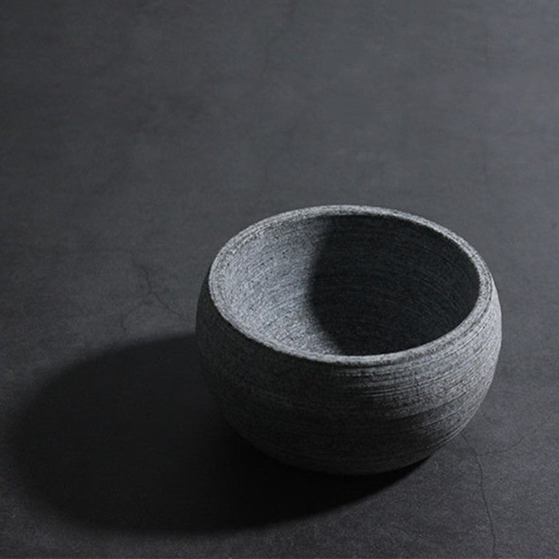 Bol de rasage en granit rustique pour rasage humide. Créez une mousse onctueuse, essentiel pour le rituel homme.
