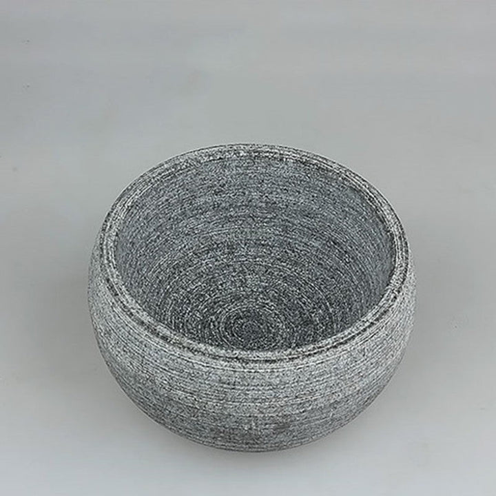 Bol à raser en granit durable, parfait pour une mousse généreuse. Améliore votre expérience de rasage traditionnel.