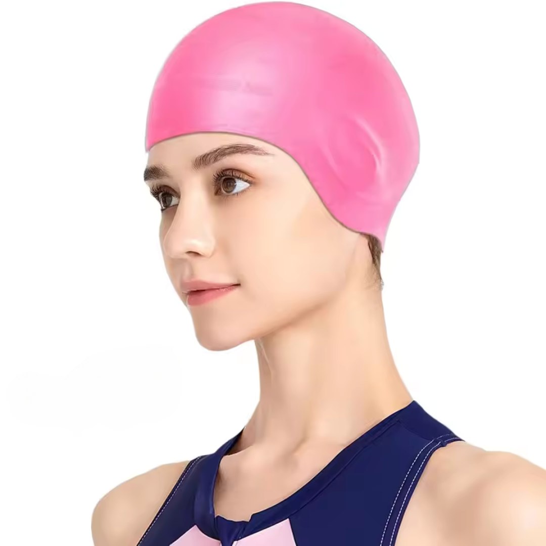 Bonnet de sport durable en silicone pour la nage, offre protection et confort. Accessoire natation pour piscine.