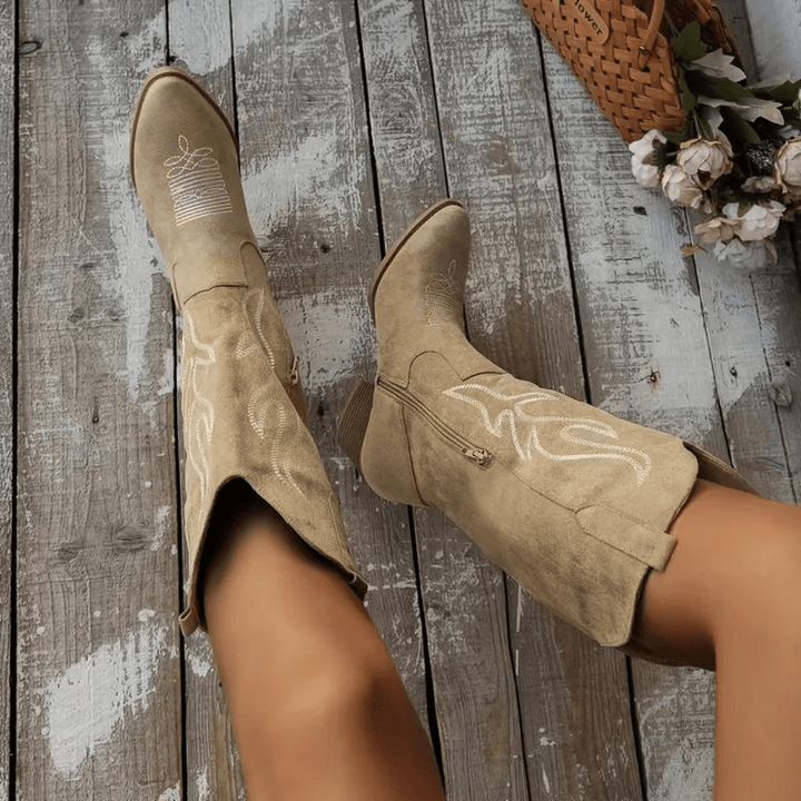 Bottes cowboy femme Sloan élégantes. Confort western pour chaussures mode automne.
