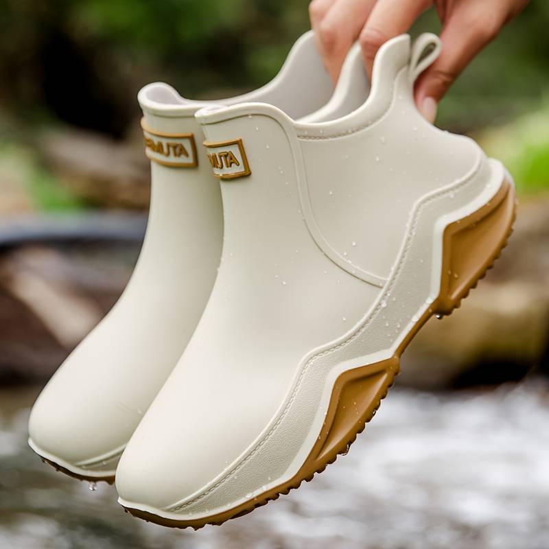 Ces bottines femme offrent un confort orthopédique supérieur et un look élégant pour le quotidien.