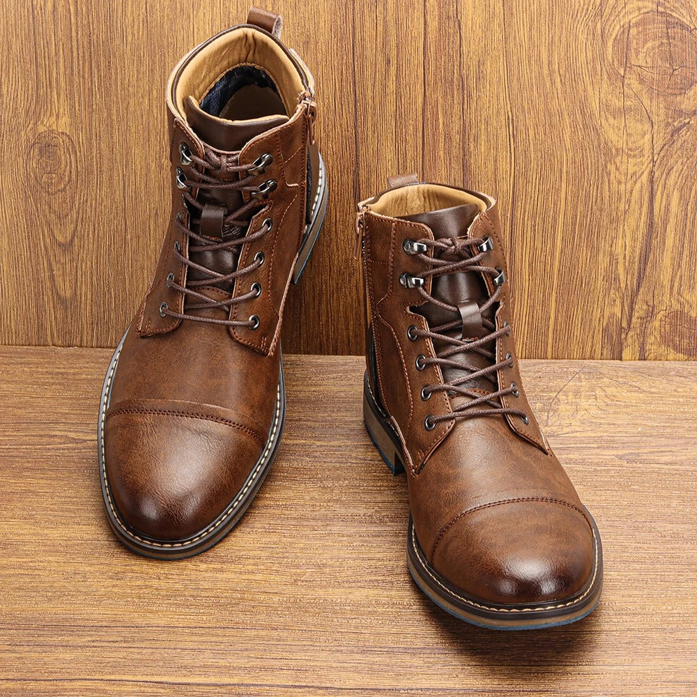 Chaussures bottines homme décontractées, intégrant un soutien orthopédique avancé pour un confort et une stabilité accrus.