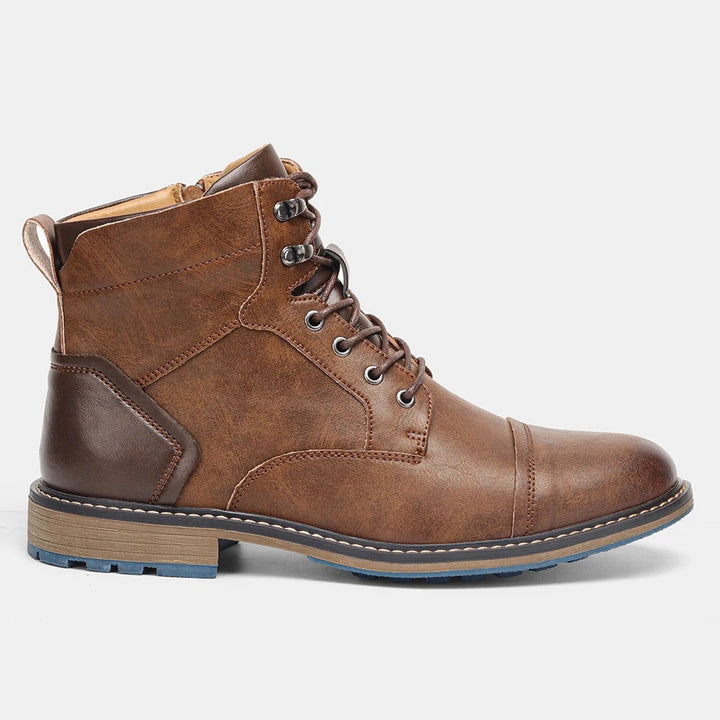 Chaussures bottines homme, mélange de style et de soutien orthopédique pour un confort et une stabilité au quotidien.