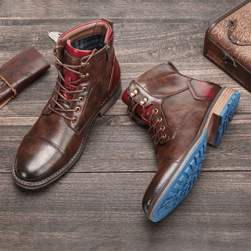 Bottines homme confortables et modernes pour la vie urbaine. Adhérence et enfilage facile inclus.