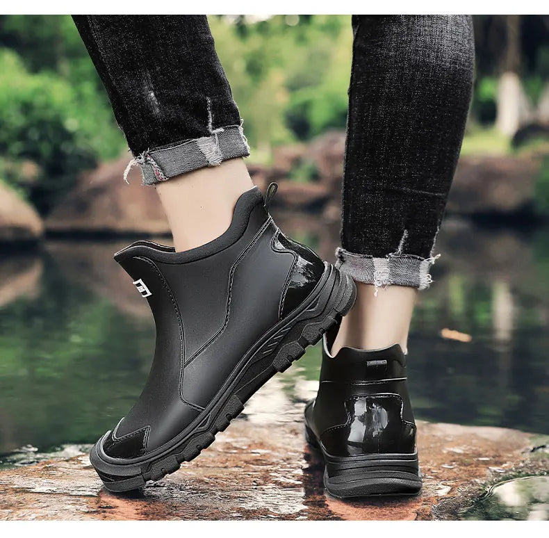 Chaussures homme hiver tout-terrain, imperméables, robustes, avec adhérence supérieure et confort optimal pour la randonnée.