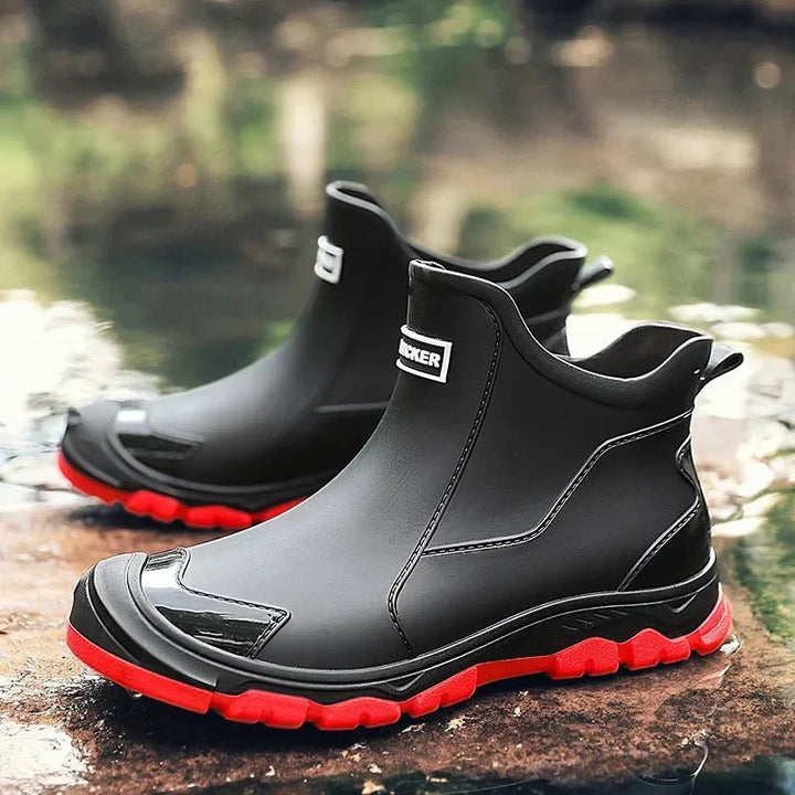 Chaussures tout-terrain imperméables pour homme, dotées d'une semelle antidérapante pour une adhérence maximale en extérieur.