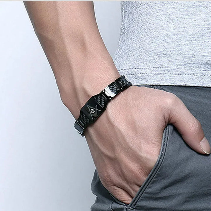 Bijou homme moderne, bracelet magnétique noir minimaliste, ajustable pour un confort durable et un look élégant.