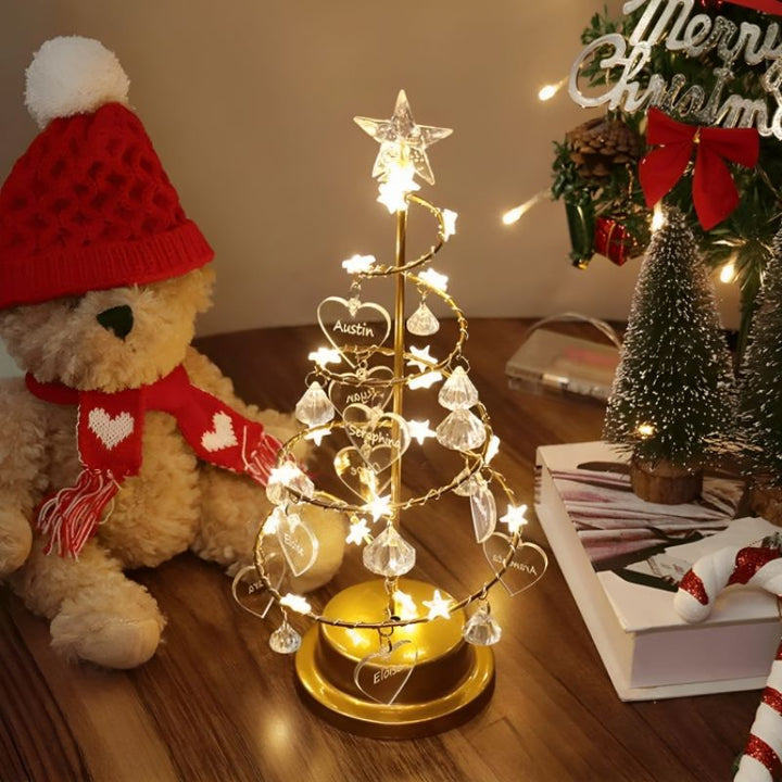 Breloque Noël personnalisée famille, décoration sapin unique. Cadeau affectif souvenir des fêtes.