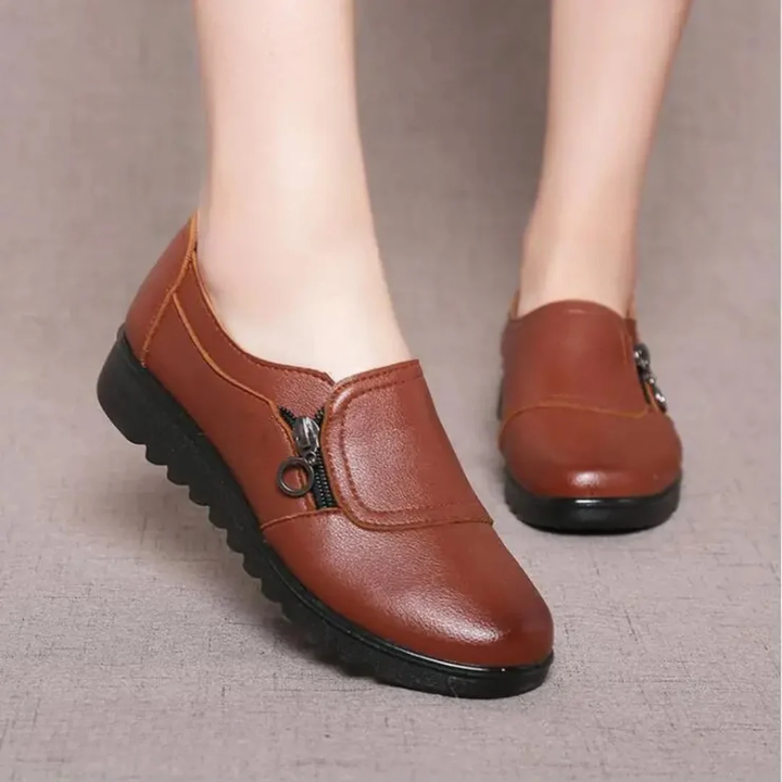 Sneakers orthopédiques femme, ultra confortables avec soutien voûte plantaire pour marche quotidienne et bien-être.