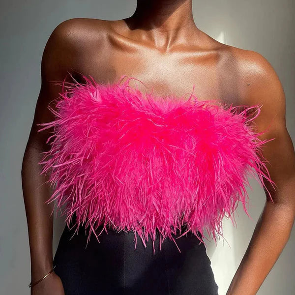 Top bandeau sans bretelles pour femme, style bohème avec élégantes plumes, idéal pour la mode estivale.