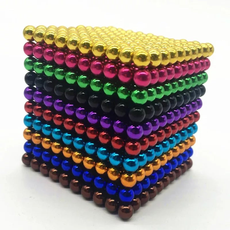 Jouet éducatif magnétique pour enfant avec 216 billes, idéal pour la créativité, la logique et l'apprentissage ludique.