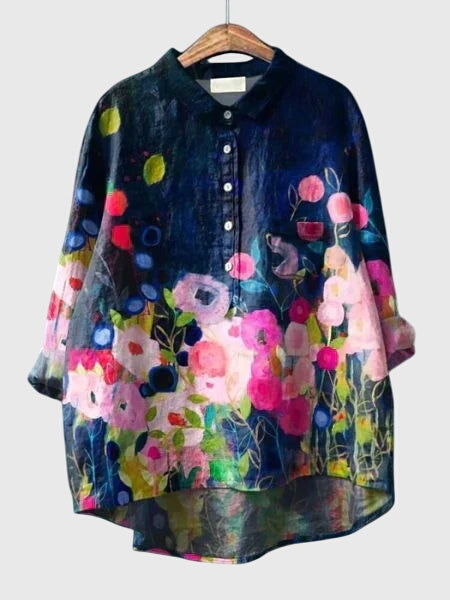 Sublime blouse fleurie pour femme, apporte style et confort à votre garde-robe estivale.