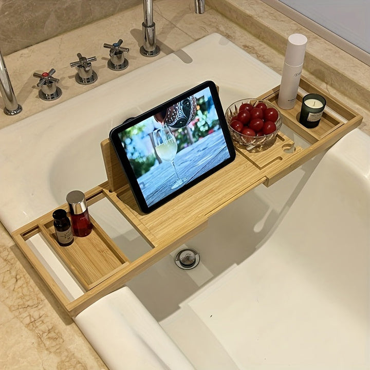 Plateau baignoire ajustable en bambou, parfait pour organiser vos essentiels de bain.