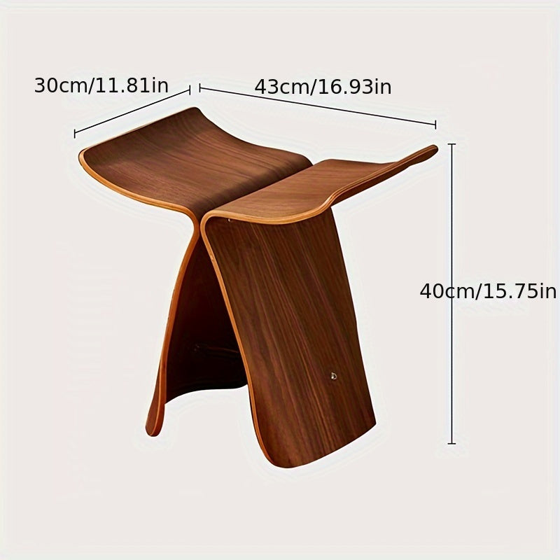 Tabouret d'appoint Papillon en bois massif, design scandinave épuré parfait pour votre salon.
