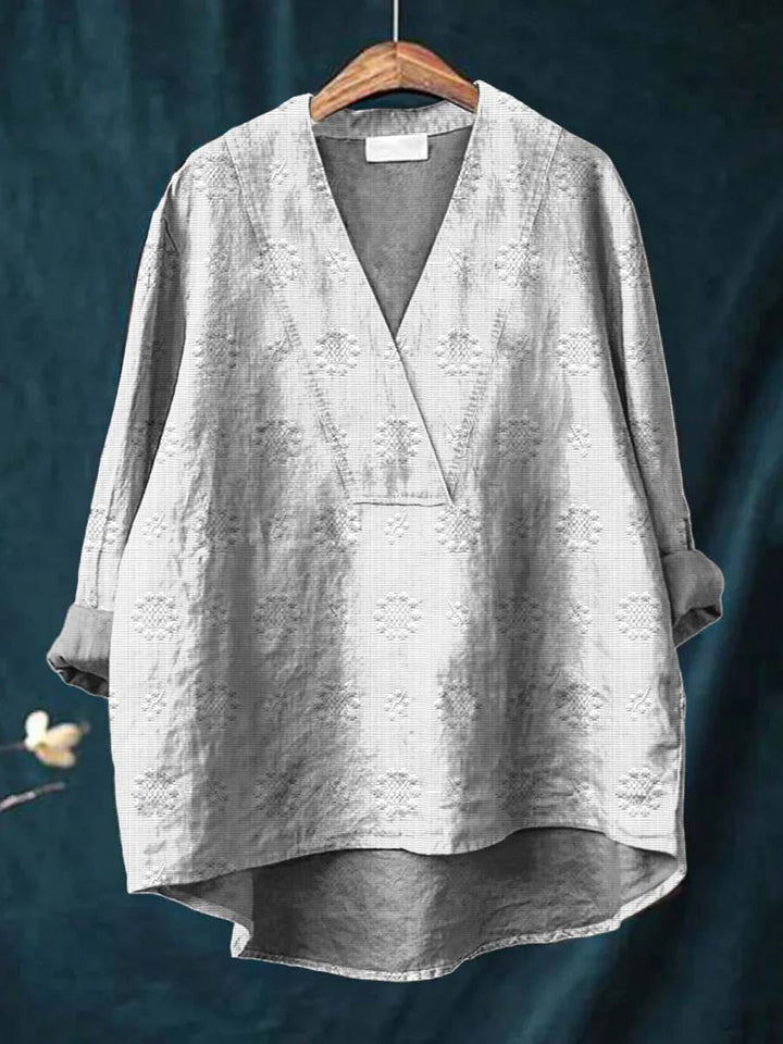 Blouse Cara chic pour femme, design léger et respirant, idéale pour les journées chaudes.