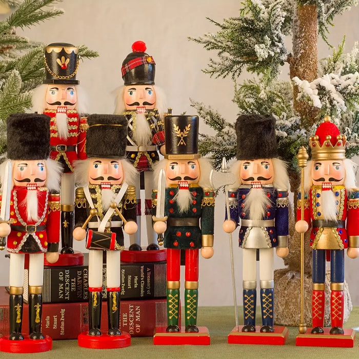 Décoration de Noël: figurine soldat casse-noisette en bois, ornement festif et traditionnel.